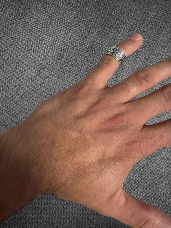 Vintage Silver Ornate Pattern Ring Size 5.5 - Image 6