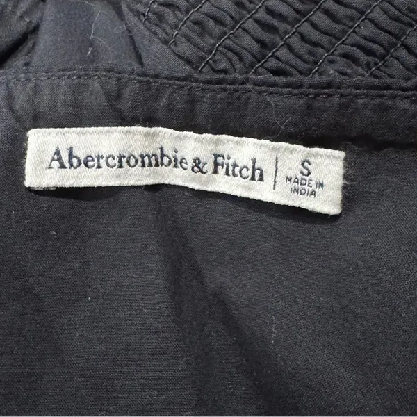 Abercrombie and Fitch Black Ruffle Cropped Top Women’s Small - Image 2