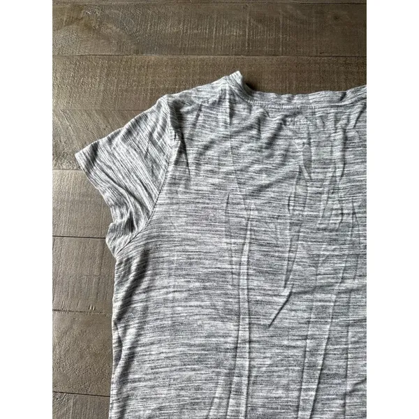 Apt.9 Essentials‎ Women's Gray V-Neck Short Sleeve Tee Size Large - Image 9