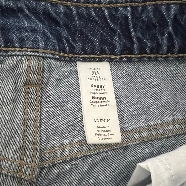 H&M denim high waist baggy jeans dark wash size 6 - Image 3