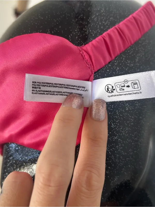Undiz Hot Pink Satin Sleep Mask - Image 4