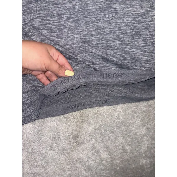 Lululemon Swiftly Tech Tank Top Womens 6 Gray Swift Stride Crush Distance Run - Image 4