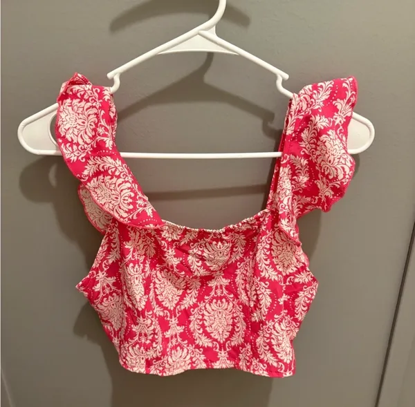 Pink & White Cropped Top with Maxi Skirt - Image 3