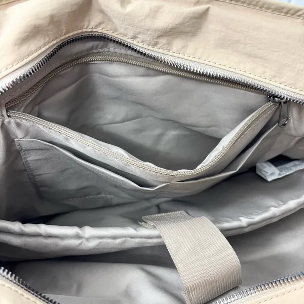 VASCHY Beige Quilted Tote Bag‎ with zipper - Image 8