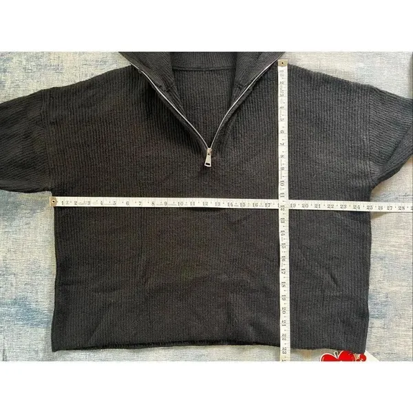NWT! Cider Black Ribbed Knit Zip Mock Neck Cropped Sweater Large - Image 5
