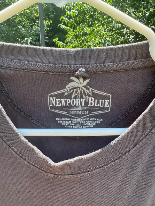 Mustang Graphic Tee Cropped Gray Size M - Image 4