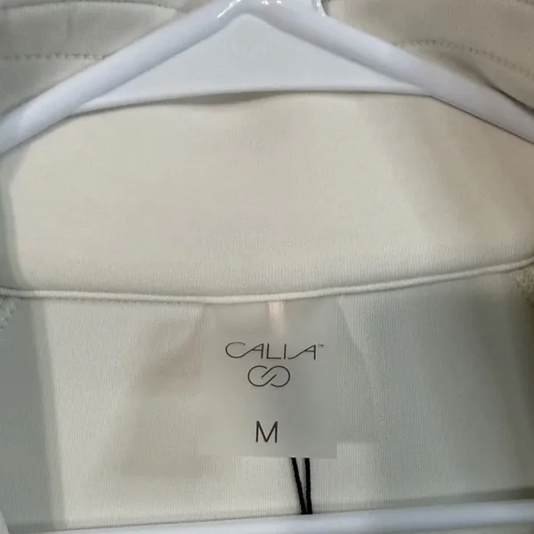 Calia Women's Classic White Zip-Up Vest - Image 8