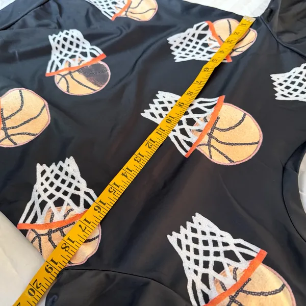 Women's NEW Basketball Hoops Theme Long Sleeve Silky Tee Size L #260453 - Image 3