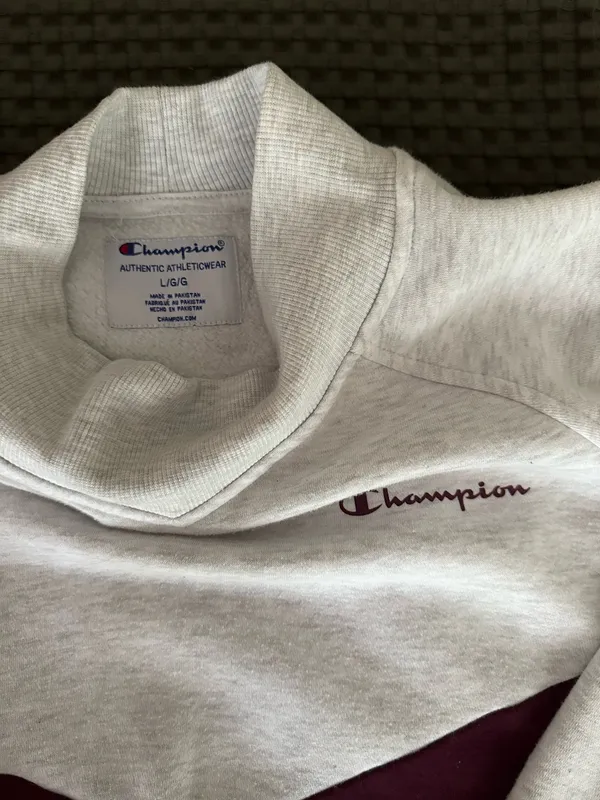 Champion Turtleneck Sweatshirt - Image 4