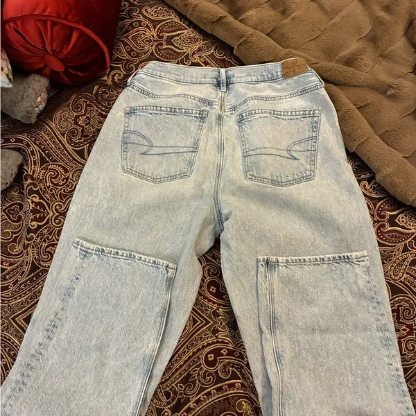 Light Blue Denim American Eagle 90’s Straight Jeans… - Image 4