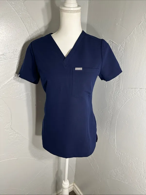 Figs Women’s Navy V-Neck Medical Top - Image 4