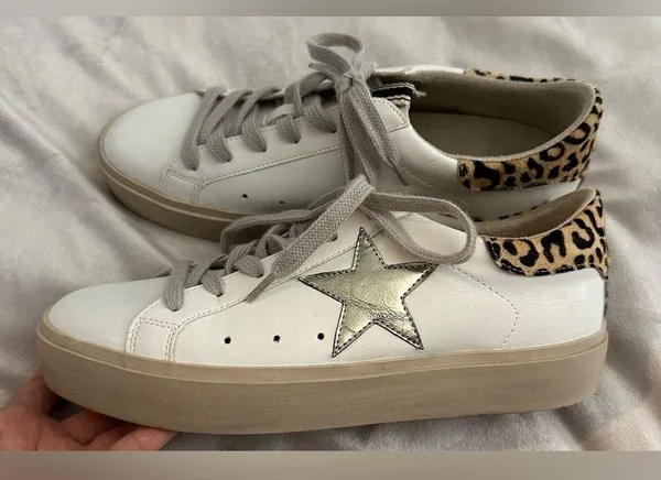 Shu Shop Womens Reba gold crinkle Pre Distressed Platform Sneakers size 9 - Image 4