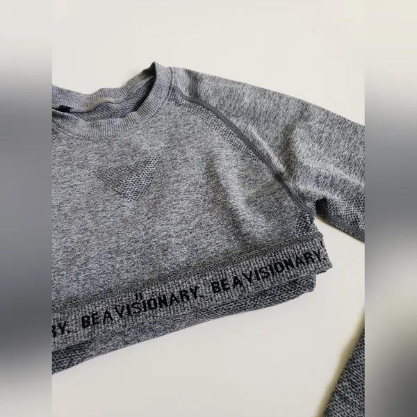 Gymshark Cropped Athletic Sports Top - Image 7