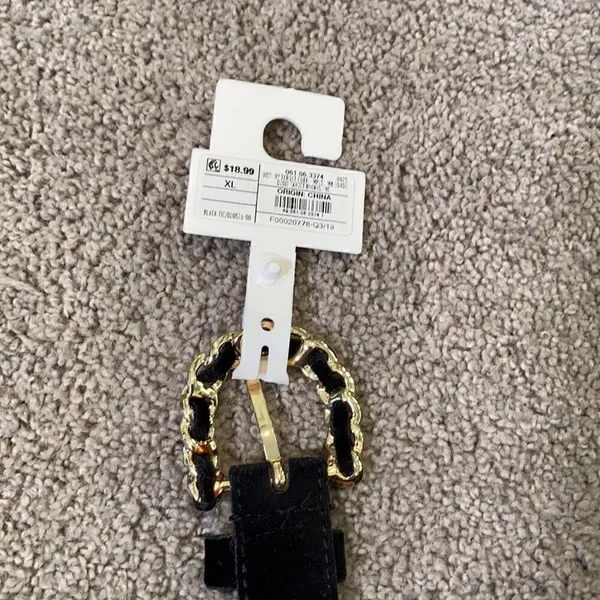 Women’s Black Velvet Belt with Gold Buckle Size XL NWT - Image 5