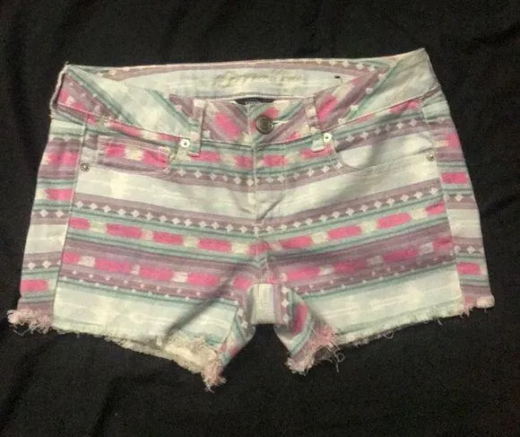 American Eagle Shorts - Image 2