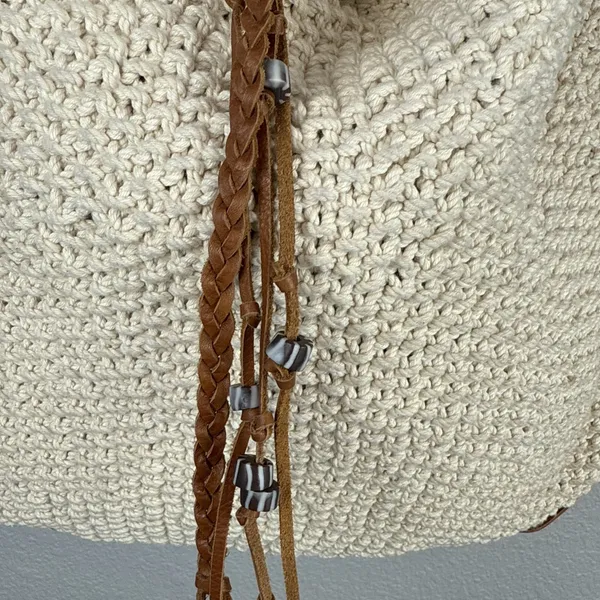 Lucky Brand Ivory Cotton‎ Crochet Leather Trim Boho Hobo Shoulder Bag Purse Tote - Image 2