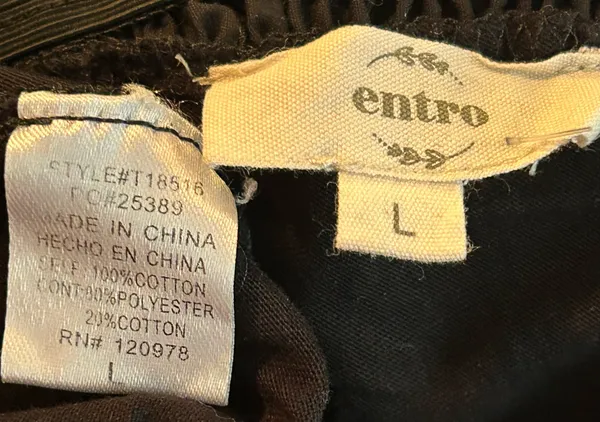 Entro Stylish women's top. Size L. $26. - Image 5