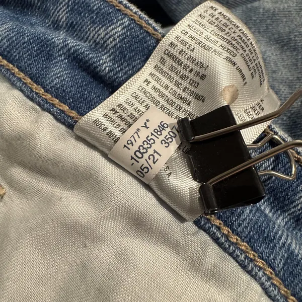 American Eagle Jeans Mom Straight Distressed High Rise Blue Size 10 Y2K 90s - Image 5