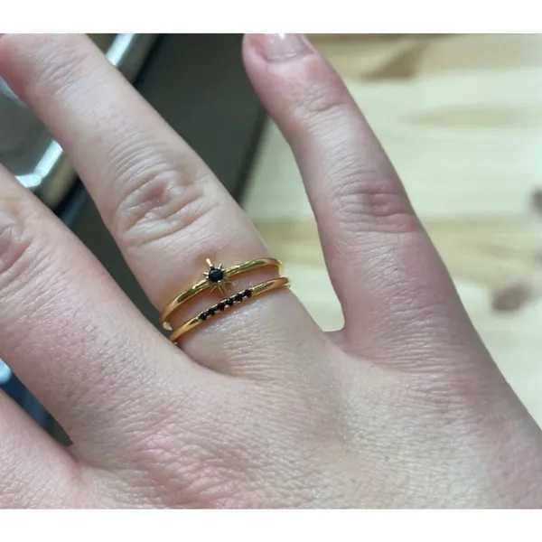NEW Women's Dainty Gold Filled Black & Synthetic Diamond‎ Ring Size 7 - Image 7