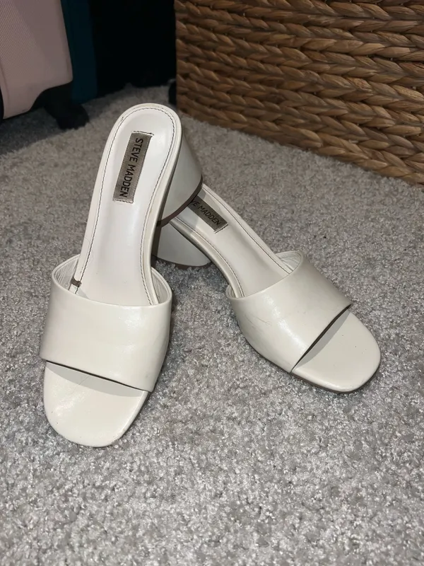 White Steve Madden Sandals Leather - Image 3