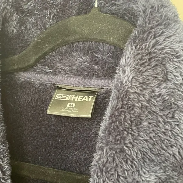 32 Degree HEAT Full Zip Fuzzy Jacket Blue Pockets Soft Women’s Size M - Image 3