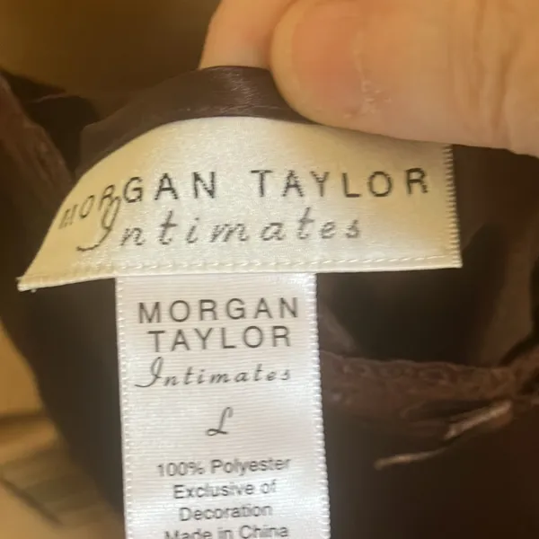 FINAL MARKDOWN Morgan Taylor chemise large - Image 4