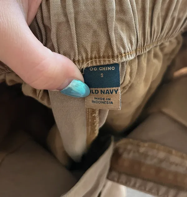 Old Navy Pants - Image 4