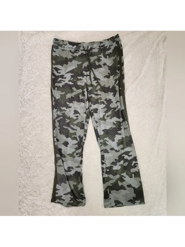 Lucky Brand Womens Green Camo Pajamas Lounge Top Sz Small & Bottoms Sz Small - Image 6
