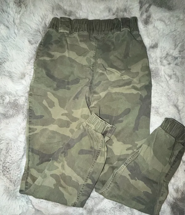 Hollister Camouflage Jogger Pants - Image 4