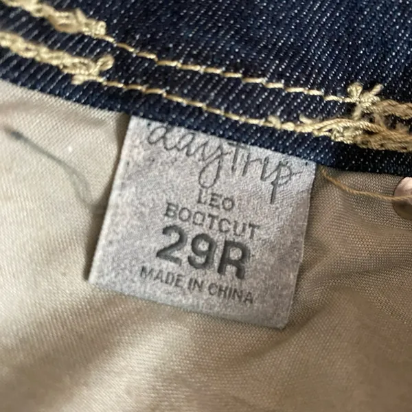 Daytrip Womens Leo Bootcut Jeans 29R Heavy Stitch Embellished Low Rise Dark - Image 8