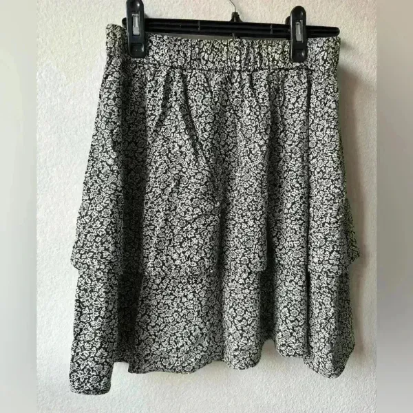 Madewell 100% Viscose Pull-On Tier‎ Mini Skirt in Tudor Floral Size 4 - Image 3