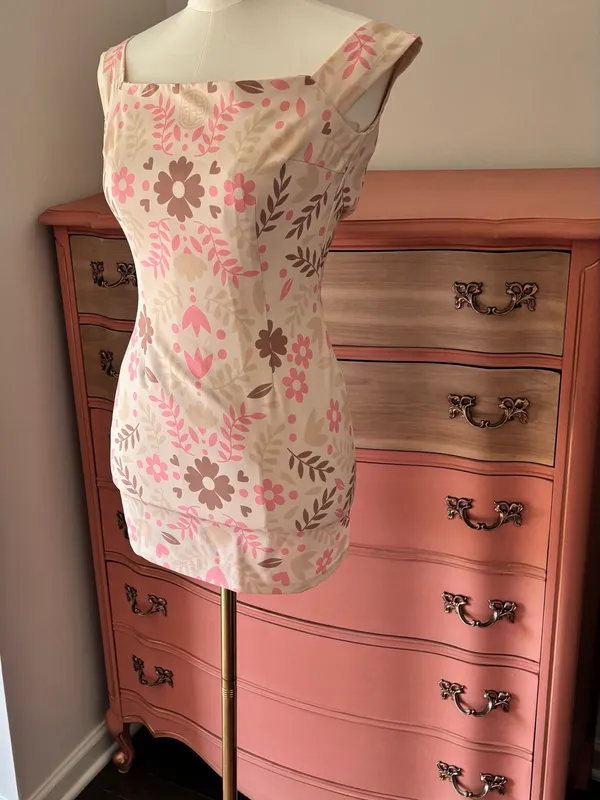 Floral Square-Neck Mini Dress in Pink and Cream - Image 2