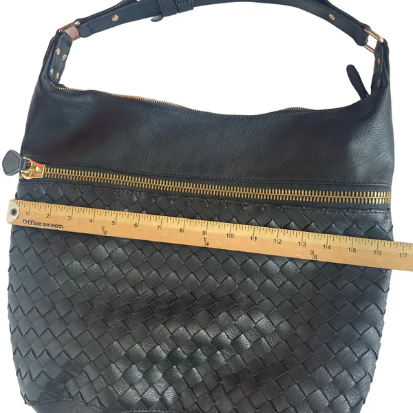 Madison West Black Vegan Leather Shoulder Bag - Image 9