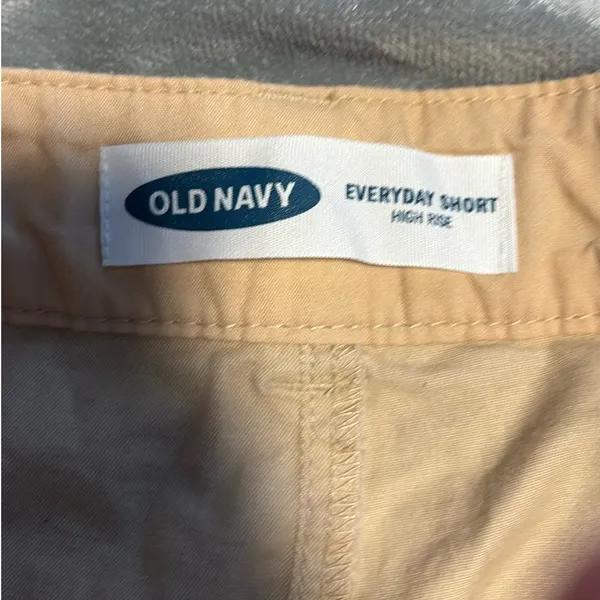 Old Navy Shorts - Image 3