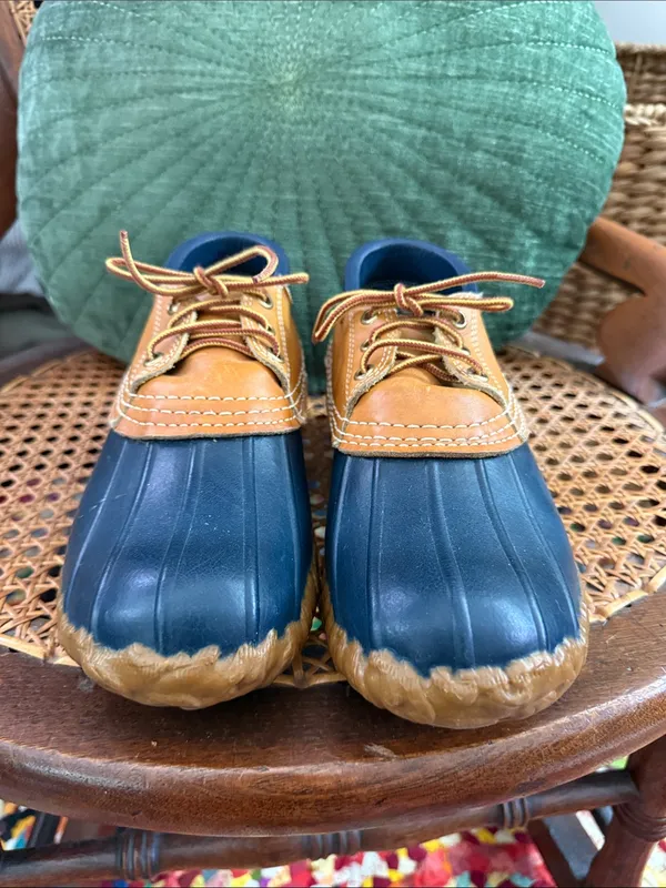 Vintage 80s LL Bean Maine Hunting Shoes Womens 7M Navy Tan Duck Bean Boots USA - Image 4