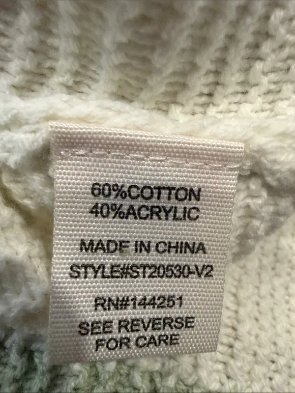 NWOT Moon & Madison green /white checkered sweater size small . - Image 3