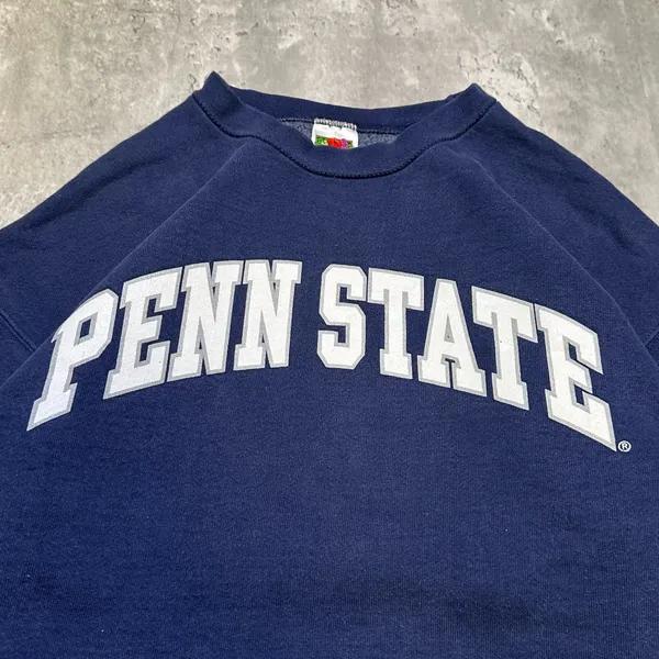 Fruit of the Loom Vintage Navy and White Penn State Heavyweight Cotton Crewneck Sweatshirt - Image 4