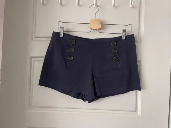 Tory Burch High-Waisted Navy Blue shorts - Image 6