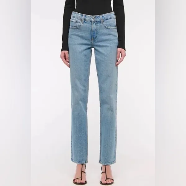 NWOT Abercrombie & Fitch Mid Rise Straight Vintage Wash Denim Jeans 8 - Image 2