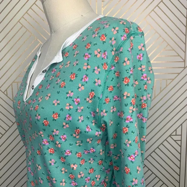 Anthropologie Roberta Roller Rabbit Blooms Pajama Top Tee Henley Floral Green Size US Small‎ - Image 6
