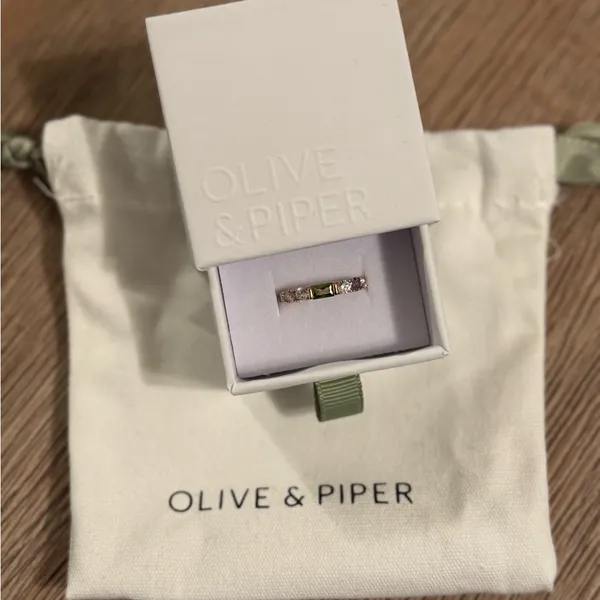 Olive & Piper Vale Ring Gold - Image 2