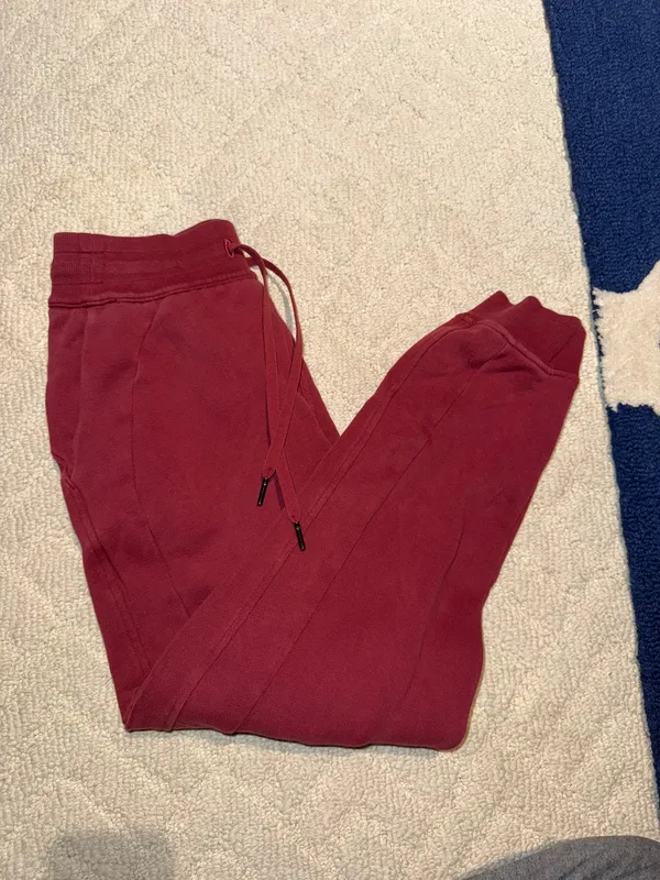 Lululemon Scuba Joggers - Image 4