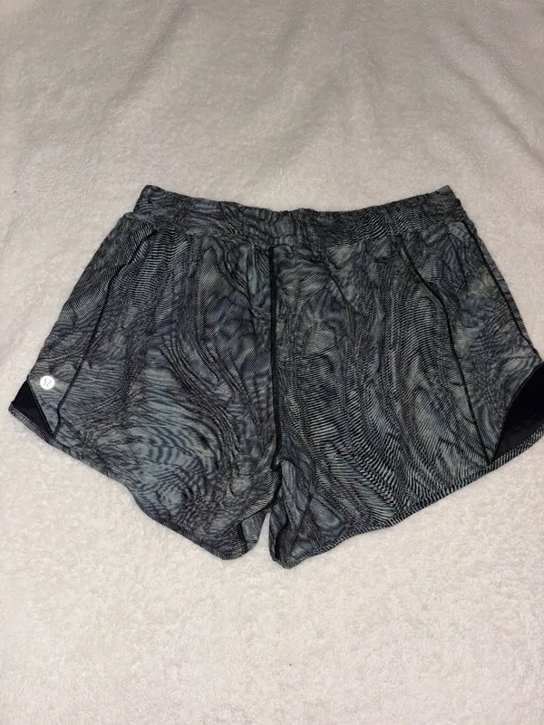 Lululemon Gotta Hot 4" Shorts - Image 2
