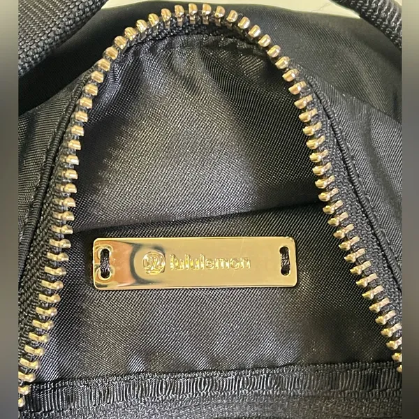 Lululemon City Adventurer Backpack Mini 10L color Black/gold Elevated Minimalist - Image 3