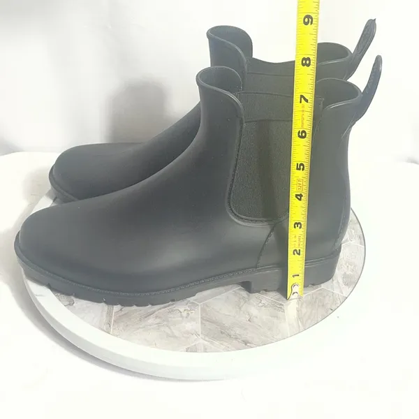 Source Unknown Black Chelsea Rain Boots Waterproof Ankle Lug Sole Size 39 (8) Women's - Image 7
