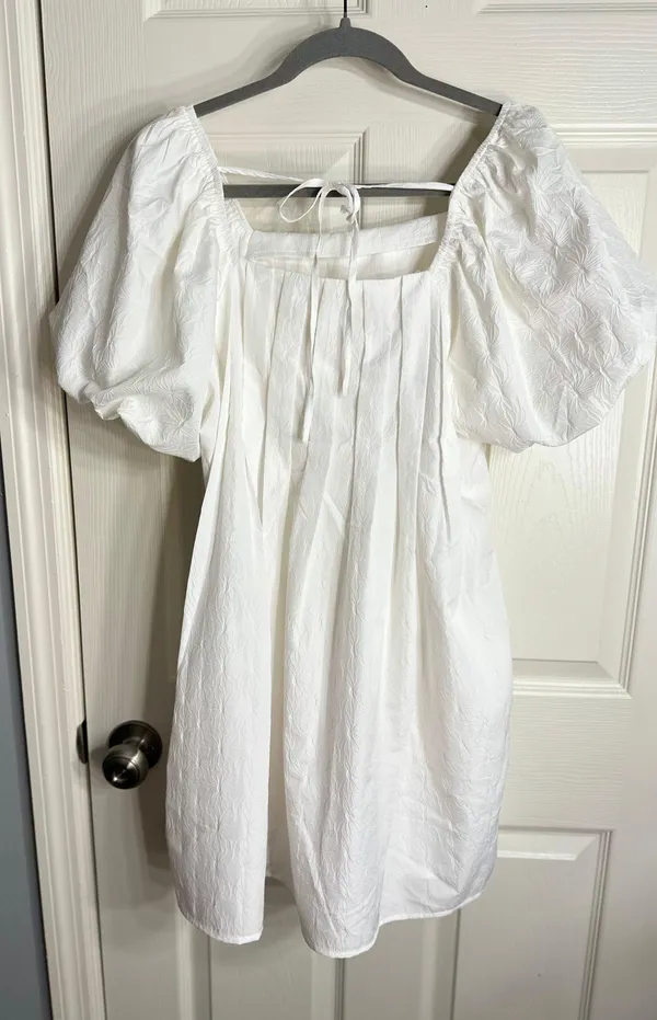 White Puff Sleeved Pleated Square Neck Dress - Image 6