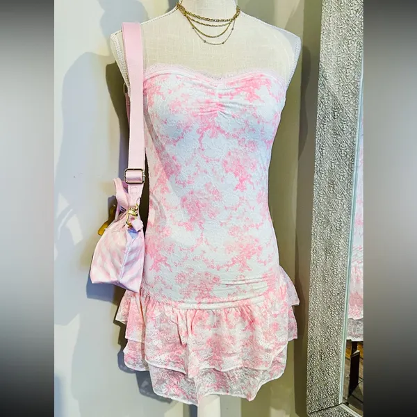 🎀PINK x LoveShackFancy Strapless Lace Mini Dress Ruffles Charlamagne Harbor Pink - Image 8