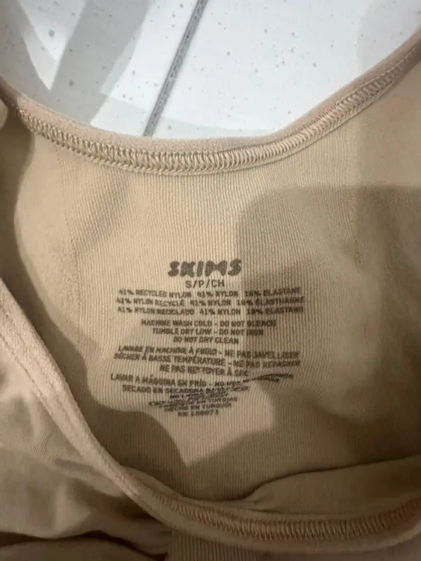 SKIMS Bra - Image 3