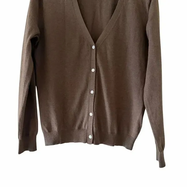 Zara V-Neck Olive Green Button Down Long Sleeves Lightweight Career Office Capsu - Image 4