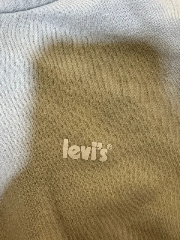 Levi’s Tan Cropped Hoodie - Image 5